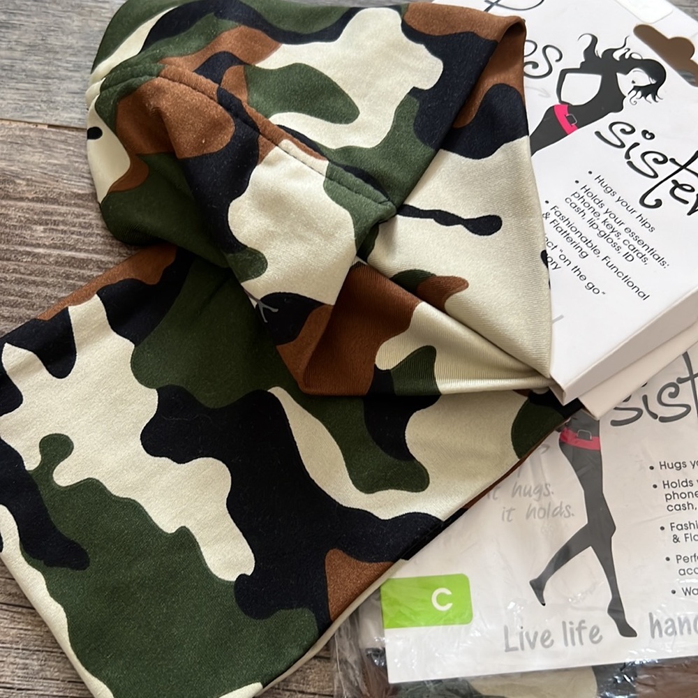 Hipssister hips sister waist bag running pack camo print